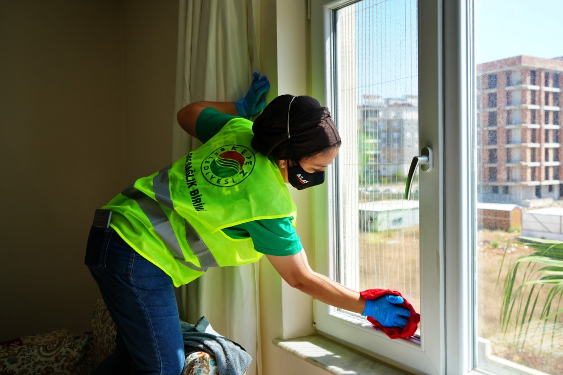 Bayram öncesi şehit annesini duygulandıran hizmet