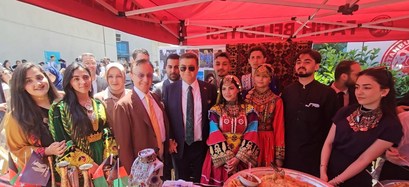 Uluslararası Kültür Festivali renkli görüntülere sahne oldu