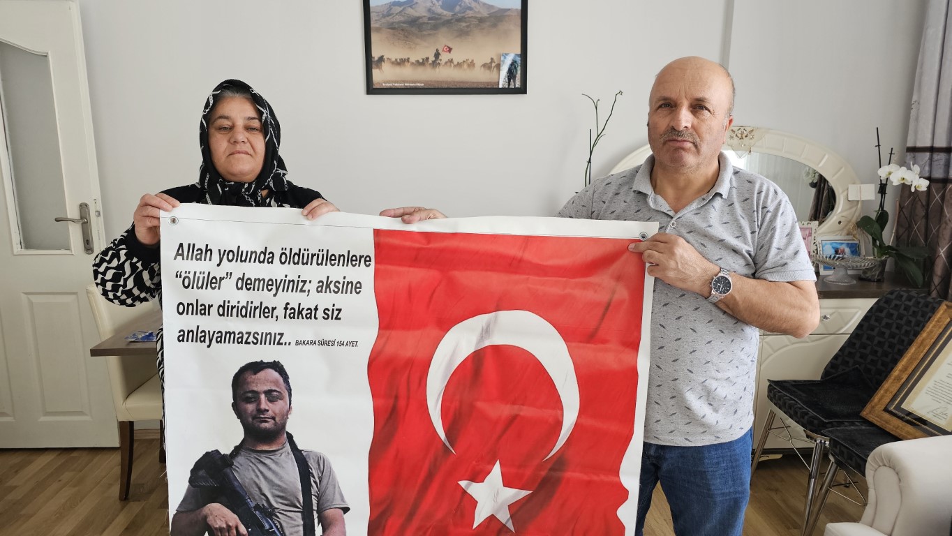 Şehit ailesinin büyük üzüntüsü: Şehitlik beratı verildi ama SGK şehit saymadı
