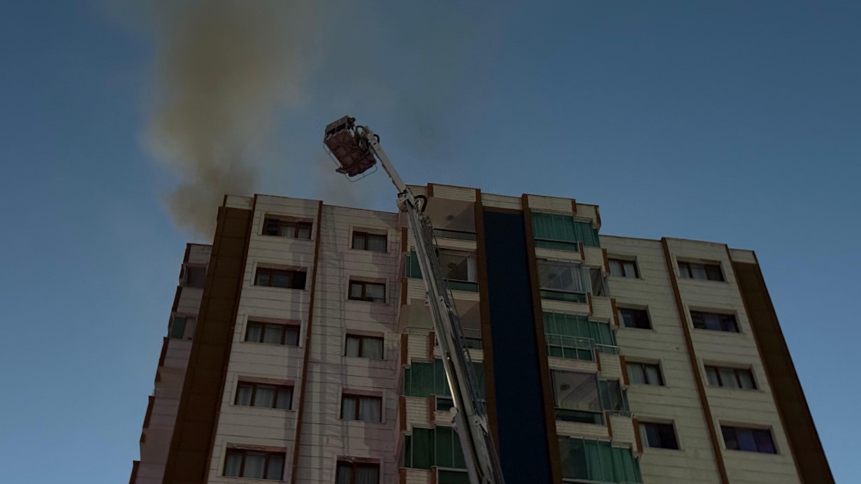 Diyarbakır’daki yangında tahliyeler tamamlandı, söndürme çalışmaları sürüyor