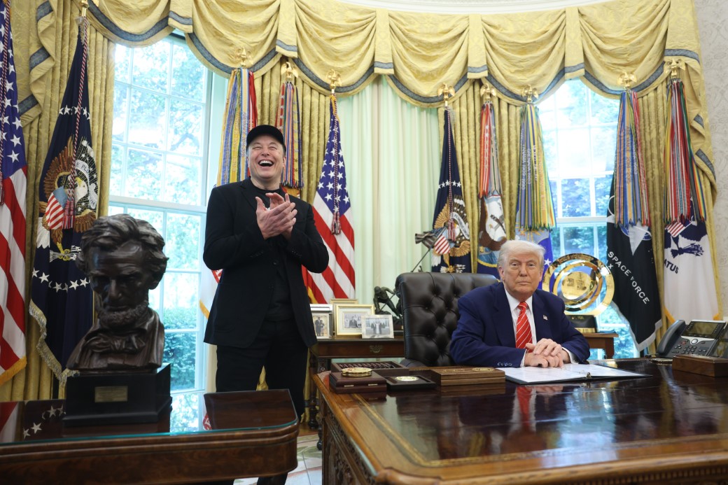Trump ve Elon Musk arasında vergi tasarısı krizi derinleşti