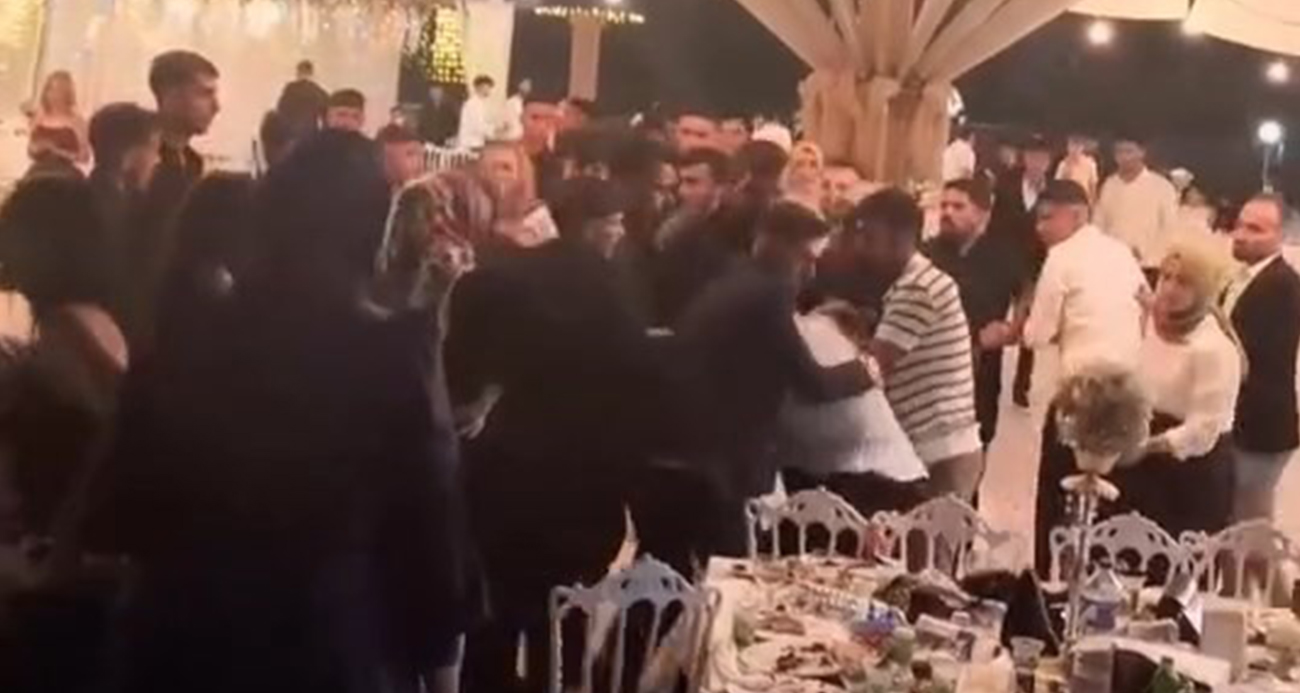 Elazığ’da mezuniyet balosunda kavga