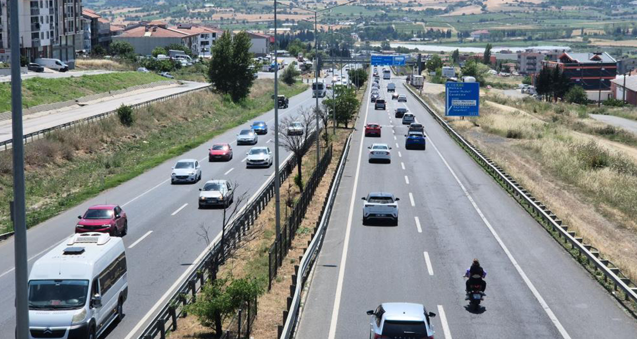 İstanbul-Tekirdağ yolunda bayram yoğunluğu