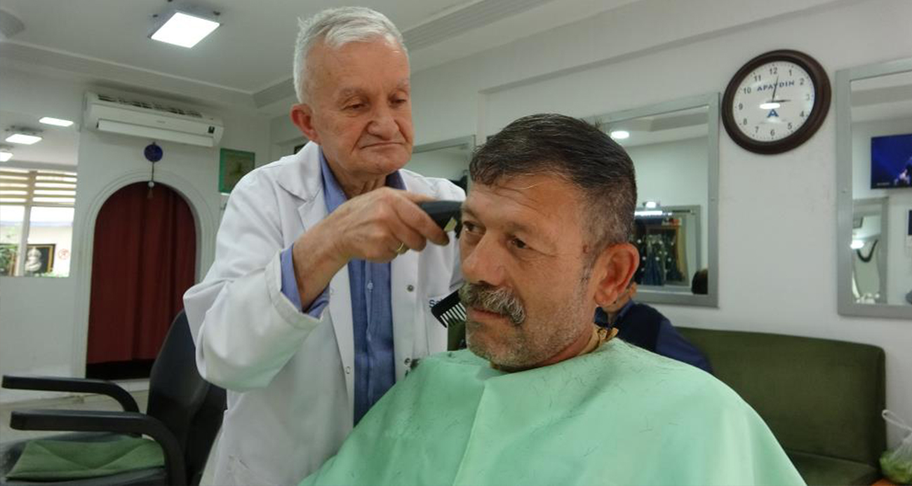 Bir ustanın makasıyla geçen 57 yıl