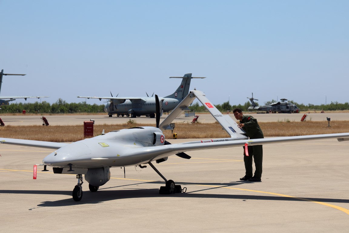 Türkiye’nin gururu İHA-SİHA pilot ve yer destek ekibi Bayramda görev başında