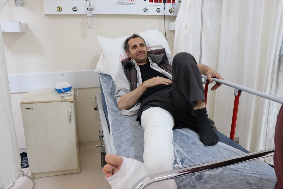 Gelenek yine bozulmadı: Acemi kasaplar hastaneye koştu