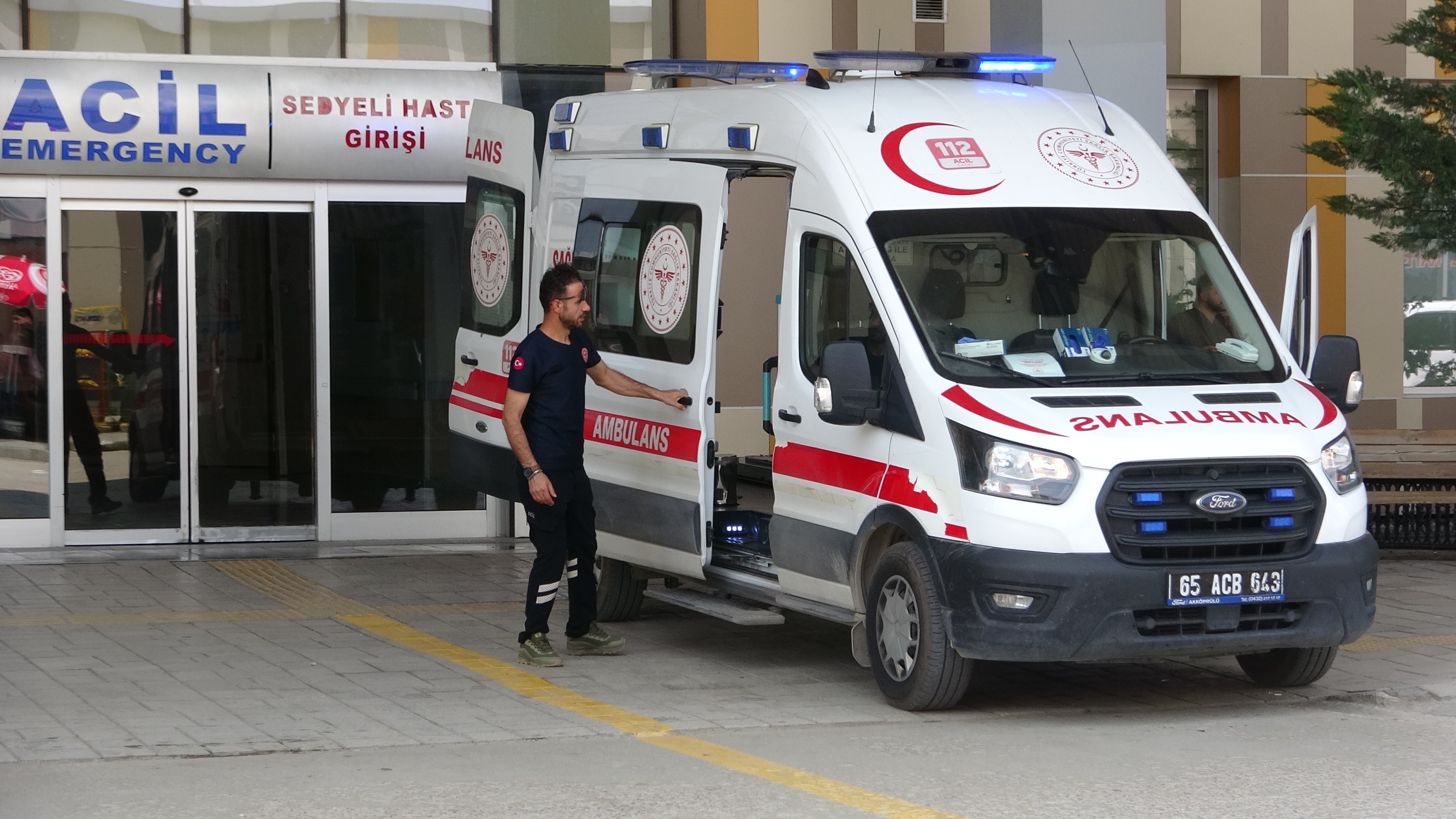Van’da 144 ’acemi kasap’ hastanelik oldu