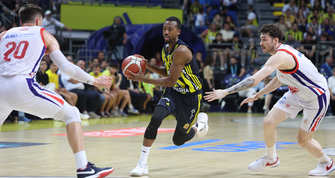 Fenerbahçe, seride 2-0 öne geçti