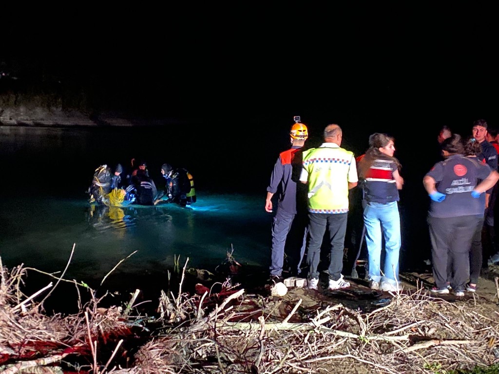 Bayram tatili için geldiği Antalya’da balık avlamak isterken canından oldu