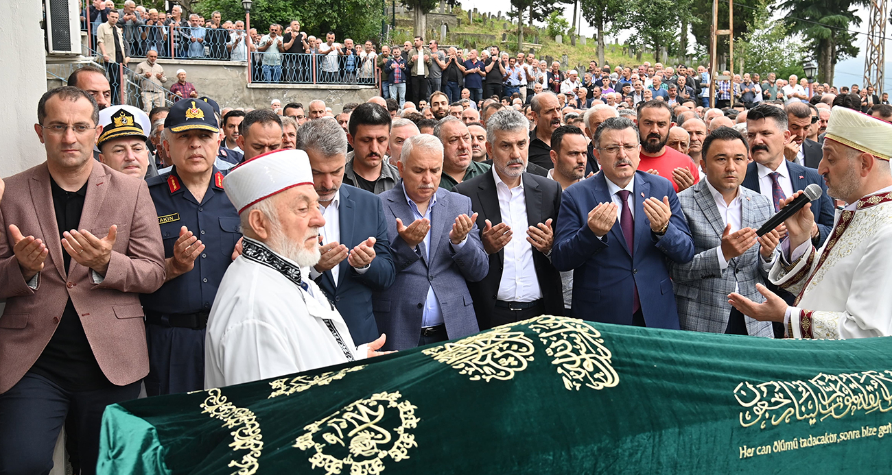 Selde kaybolduktan 6 gün sonra bulunan Hüseyin Aydın, son yolculuğuna uğurlandı