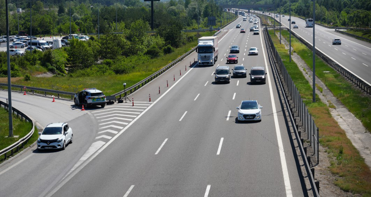 Tatilcilerin dönüş yolculuğu başladı: Bolu geçişinde akıcı yoğunluk