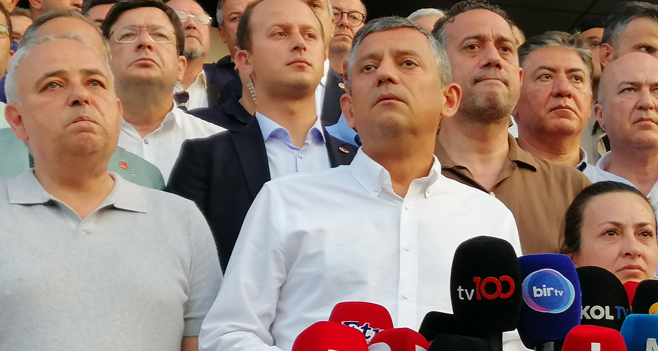 Özgür Özel: "Ben aklımın yarısını kaybettim, kalbimin yarısını kaybettim"