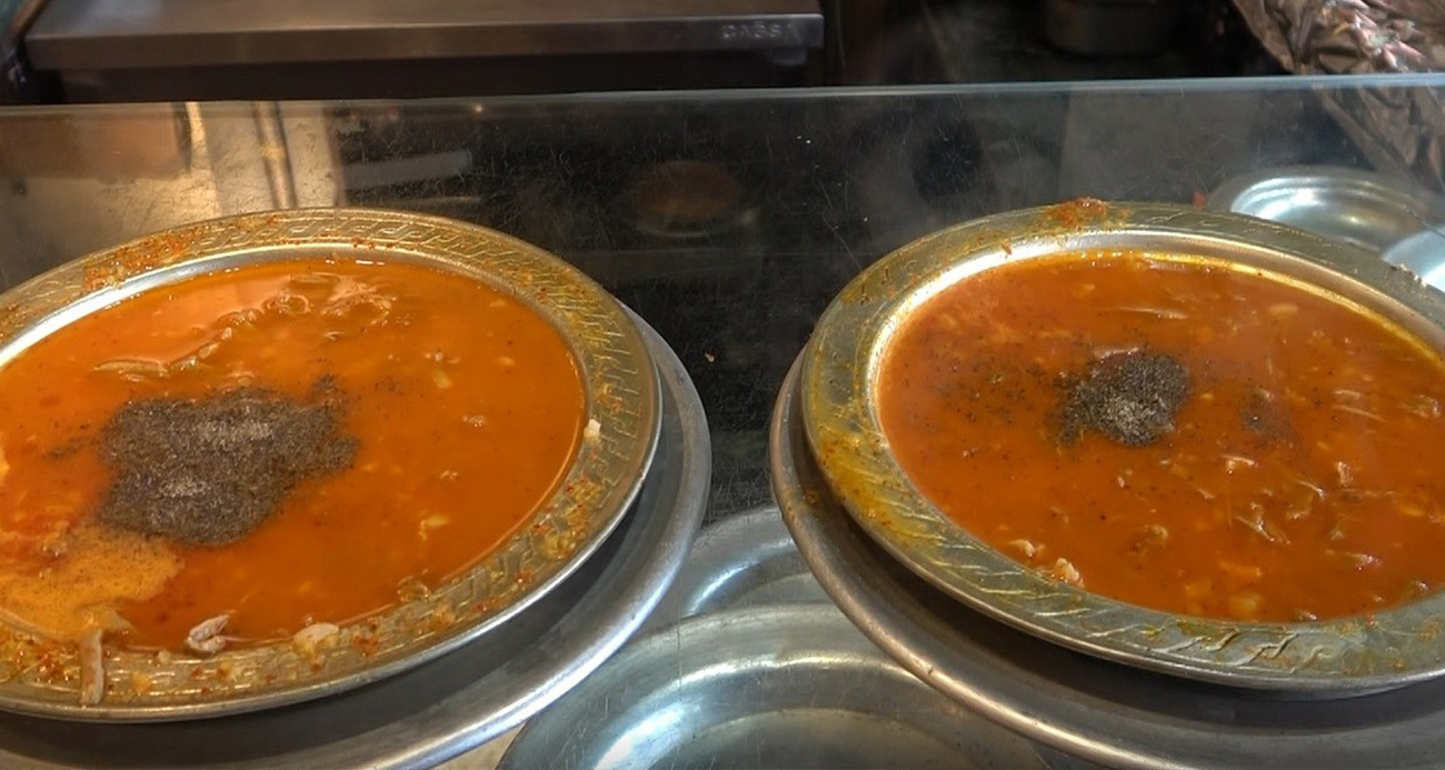 Bayramda sıcaklara rağmen Gazianteplilerin vazgeçilmez yemeği: Beyran