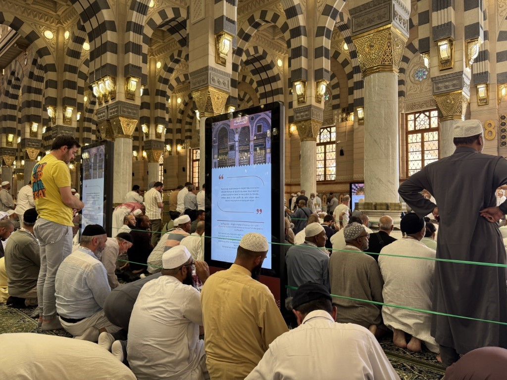 Hacılar Ravda-ı Mutahhara'ya koştular