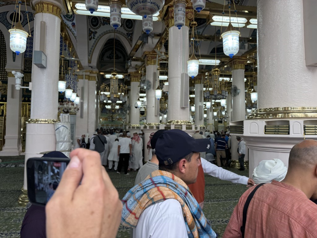 Hacılar Ravda-ı Mutahhara'ya koştular