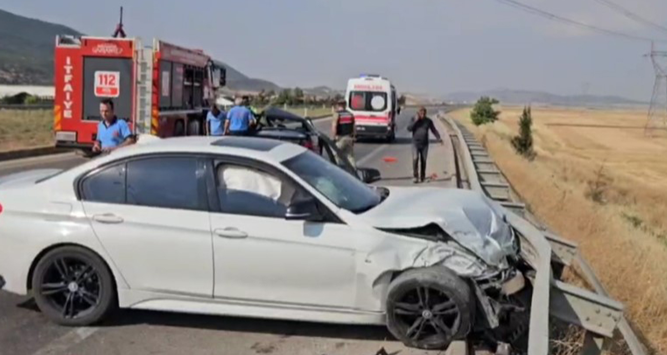 Gaziantep’te iki otomobil çarpıştı: 1 ölü, 2 yaralı
