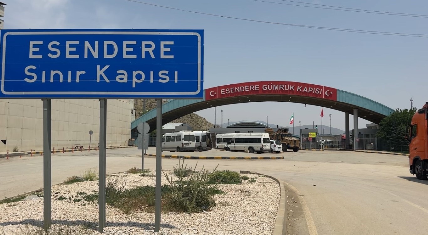 İran-İsrail arasındaki gerginlik tırmandı: Türk vatandaşları sınır kapılarından giriş yaptı