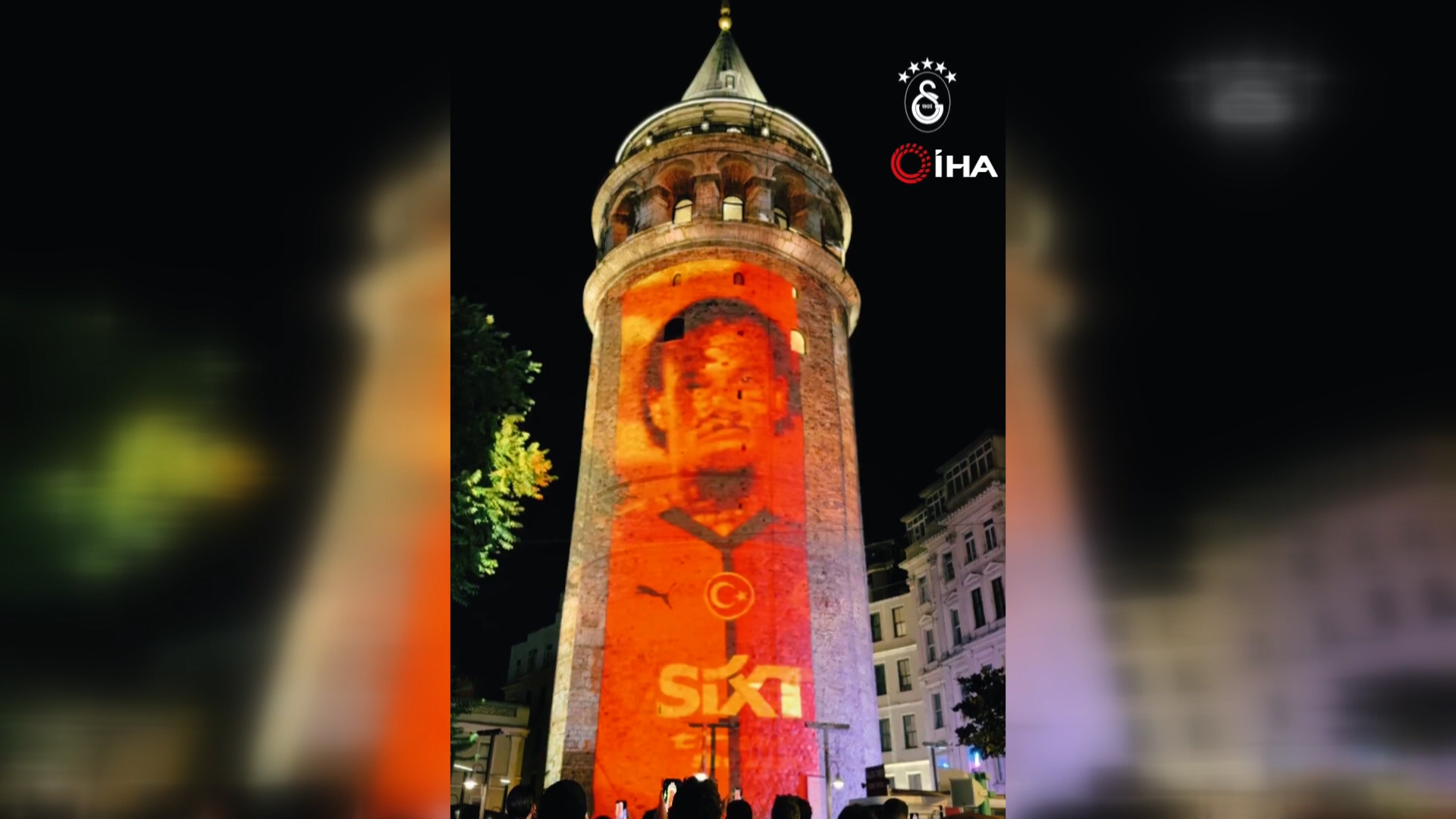Galatasaray’dan, Galata Kulesi’nde görsel şov