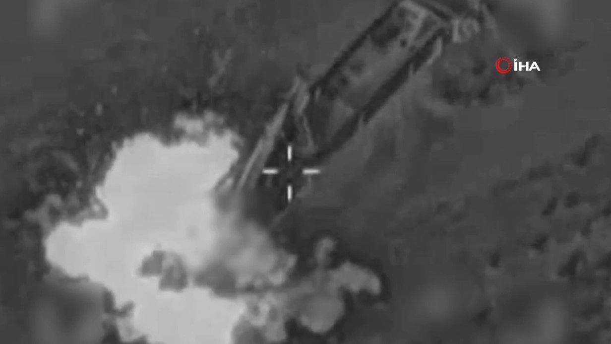 İsrail'den İran'a yeni saldırı sinyali: "Tahran yolu açıldı"