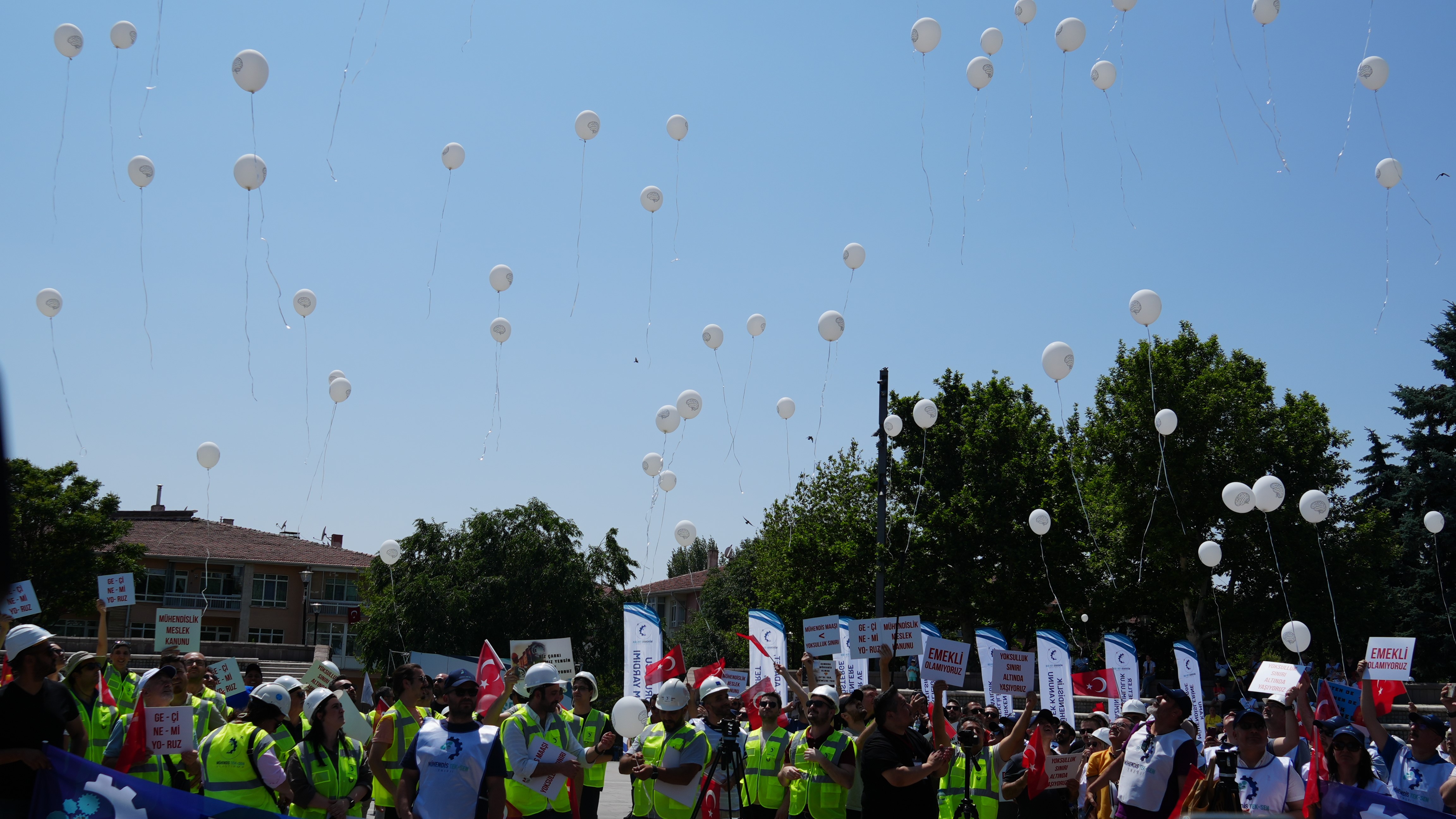 Mühendis TEK - SEN Enerji Sendikası Başkanı Güler: 