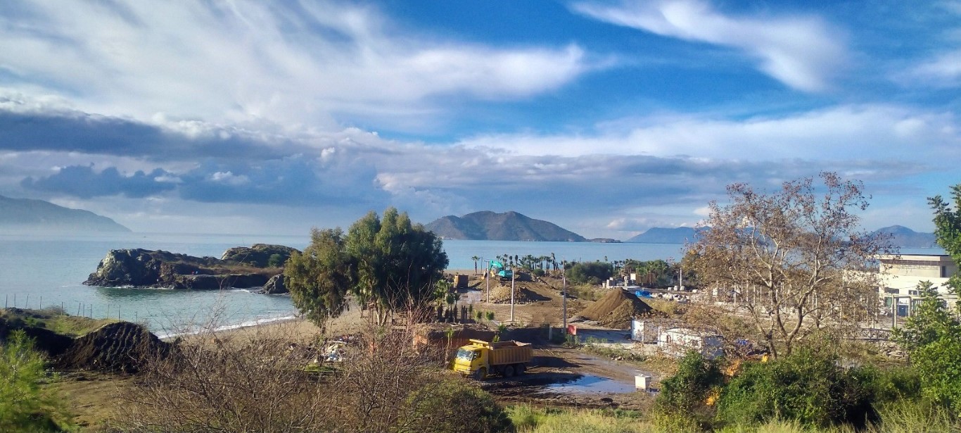 Fethiye’de izinsiz inşa çalışması yapan otel işletmesine Bakanlık 3 milyon 343 bin TL ceza uyguladı