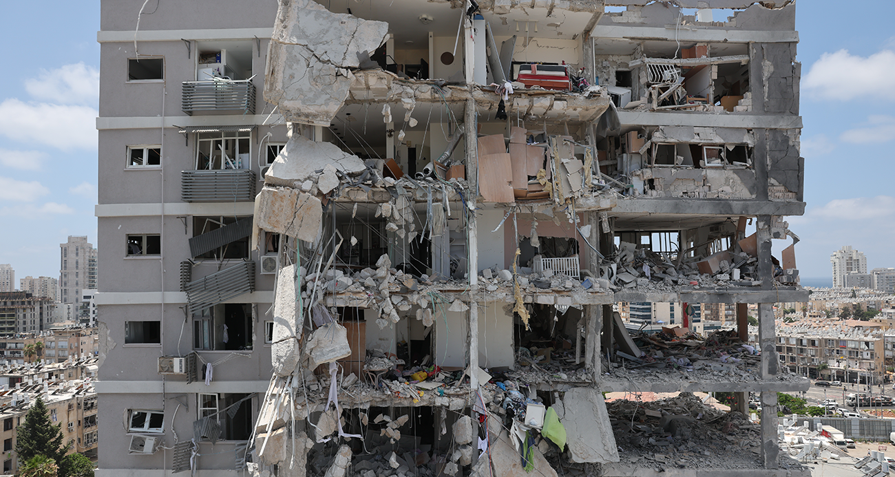 İran: İsrail saldırılarında can kaybı 224’e yükseldi