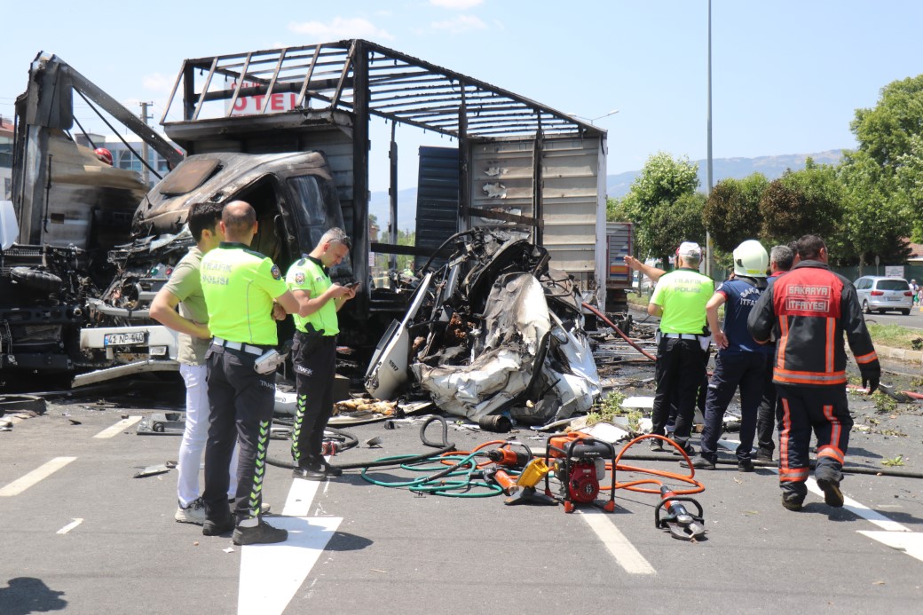 D-650’de kontrolden çıkan tır karşı şeride geçerek faciaya yol açtı: 1 ölü, 2 yaralı