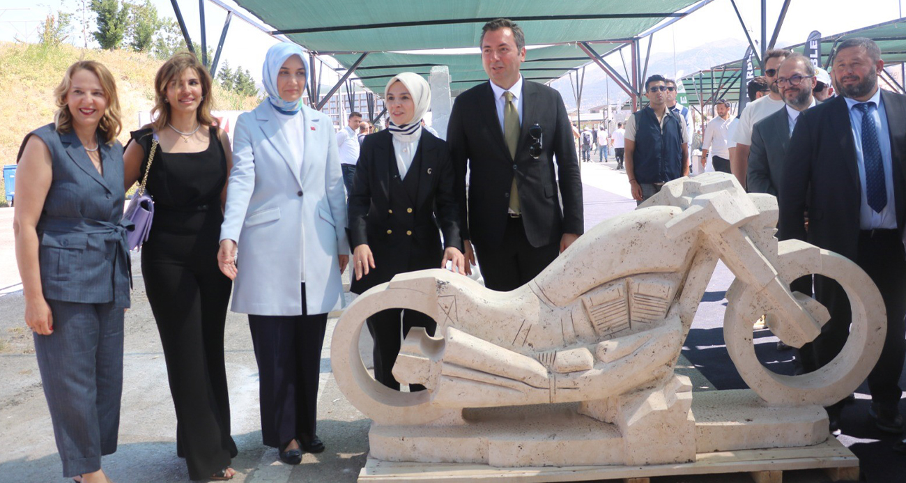 Bakan Göktaş: "Afyon mermeri sadece yurt içinde değil uluslararası alanda da tanınacak"