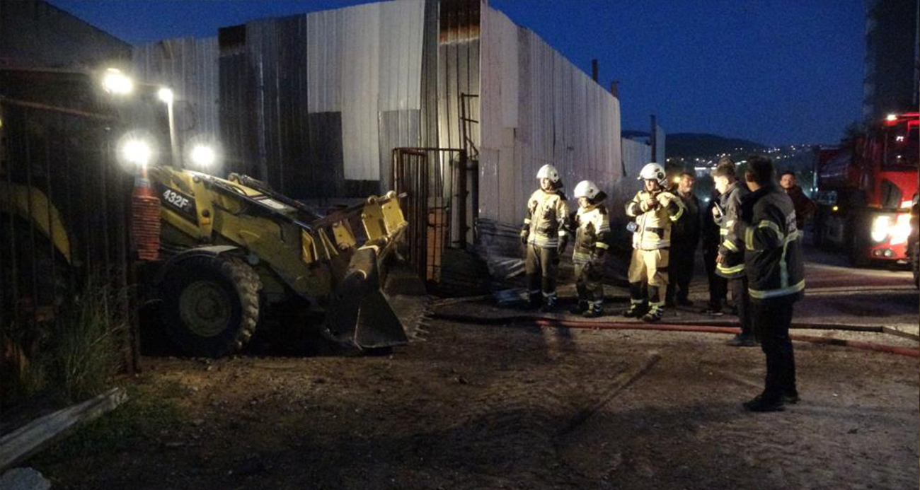 Kütahya’da tahta palet üretimi yapan atölyede yangın