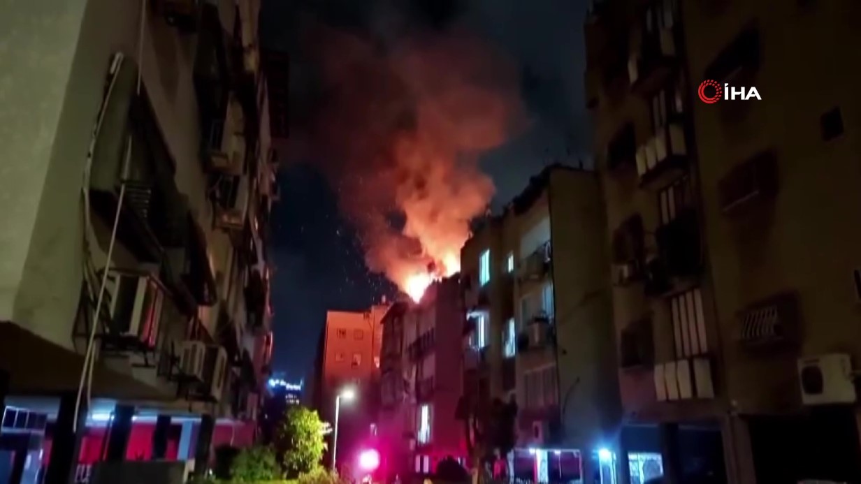 İran, İsrail'in Holon kentini hedef aldı