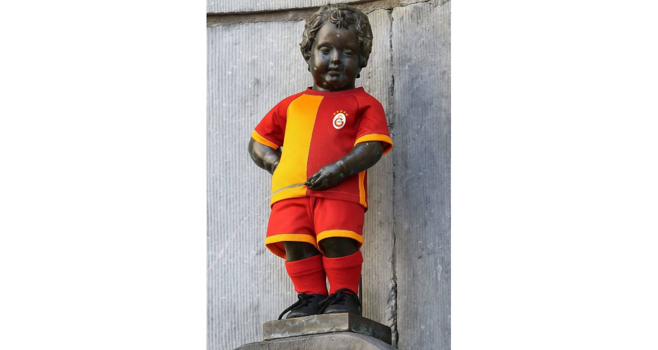 Galatasaray’ın 5 yıldızlı forması, 406 yıllık Manneken Pis heykeline giydirilecek