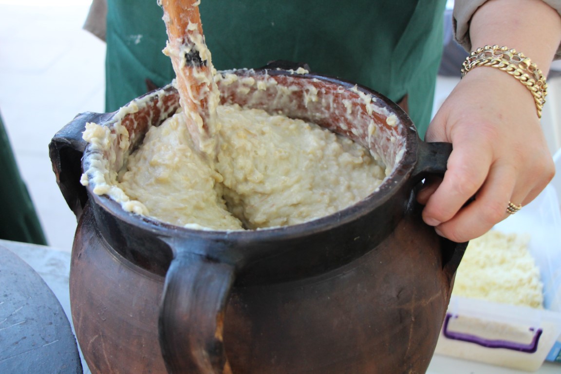 ‘Dövülerek’ hazırlanan tescilli lezzet: Merzifon keşkeği