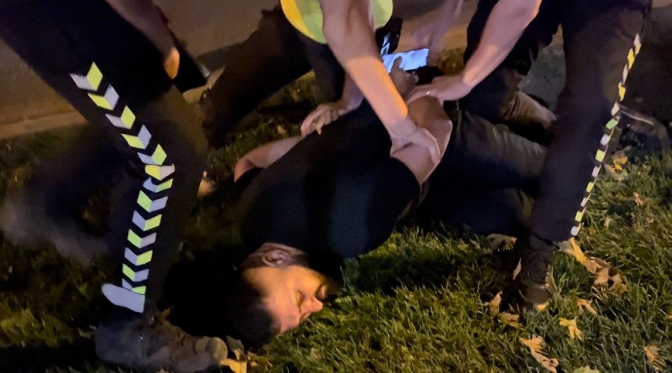 Bu sefer alkollü değil, aranan şahıs kaçmaya çalıştı...