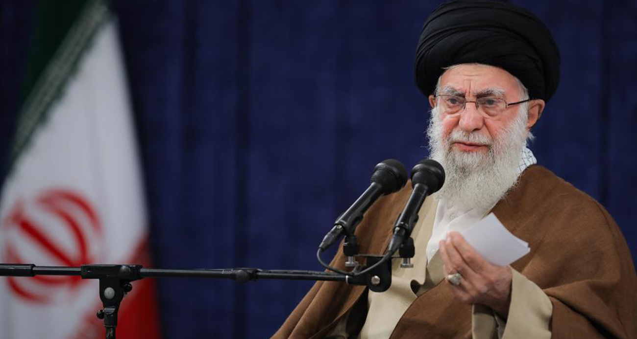 İran Dini Lideri Hamaney: "Hiçbir saldırıya boyun eğmeyeceğiz"
