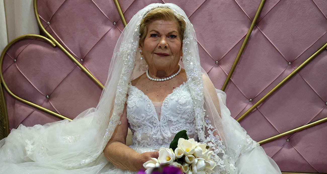 Geçen yıl temsili düğünde gelinlik giymişti... Çalılıkta ölü bulundu