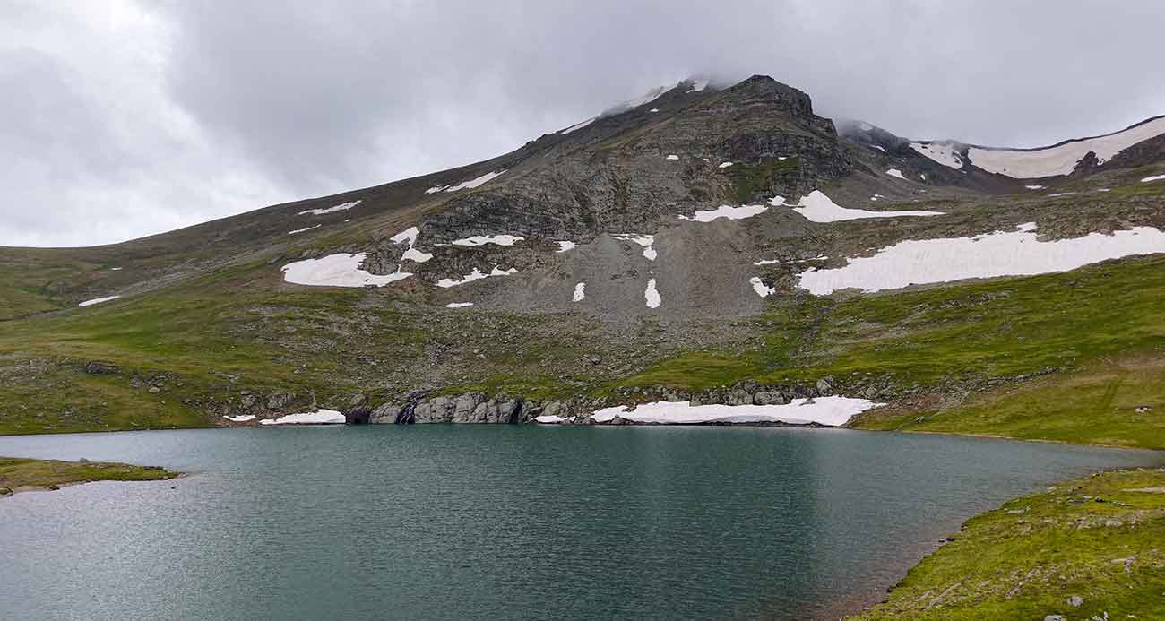 Gümüşhane’nin zirvesinde saklı güzellik: Çakırgöl Gölü