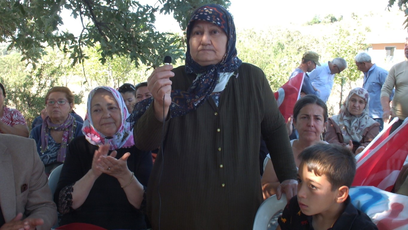 Balıkesir’de mahalle halkının katı atık geri dönüşüm tesisi isyanı