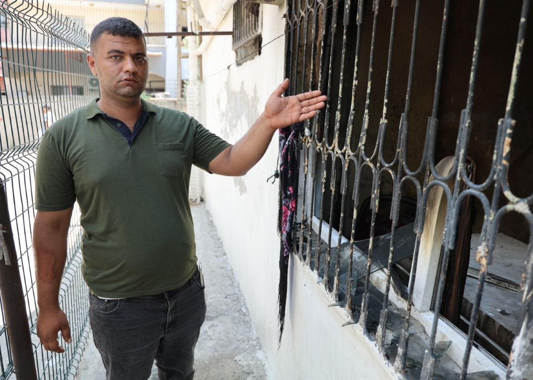 Adana’da 5 kişilik aile uykudayken evleri ateşe verildi: 2 milyon TL haraç istemişler