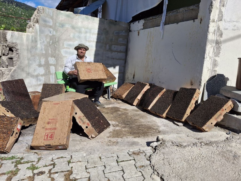 Bu da Adana usulü 