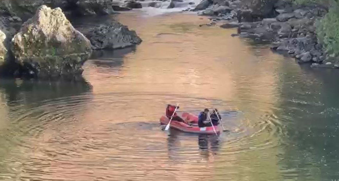 Yüzmek için girdikleri nehirde boğuldular
