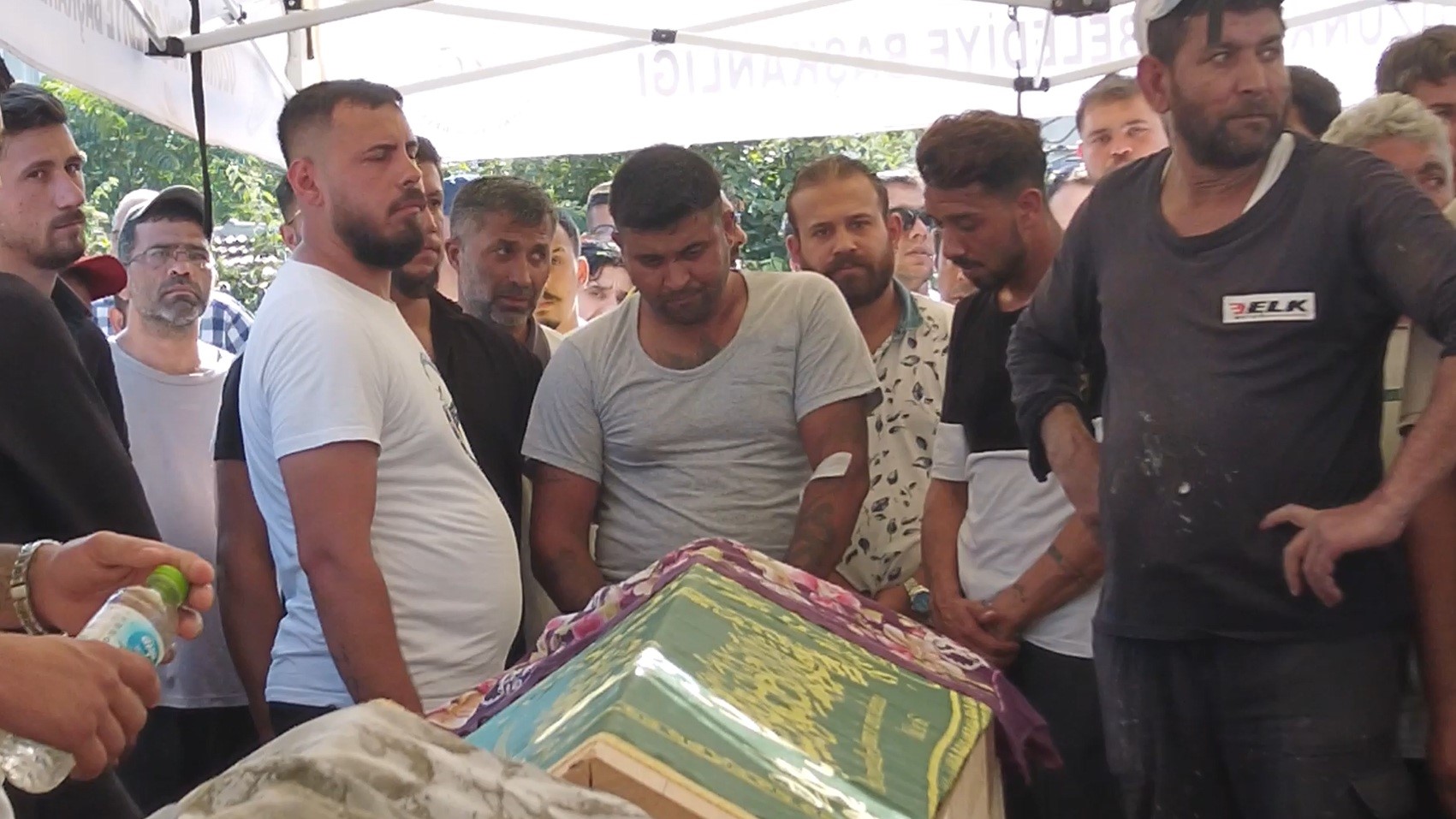 Kazada ailesinden 5 kişiyi kaybeden babanın en zor anları