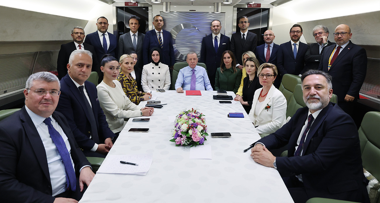 Cumhurbaşkanı Erdoğan, Lahey ziyareti dönüşü gazetecilerin sorularını cevapladı