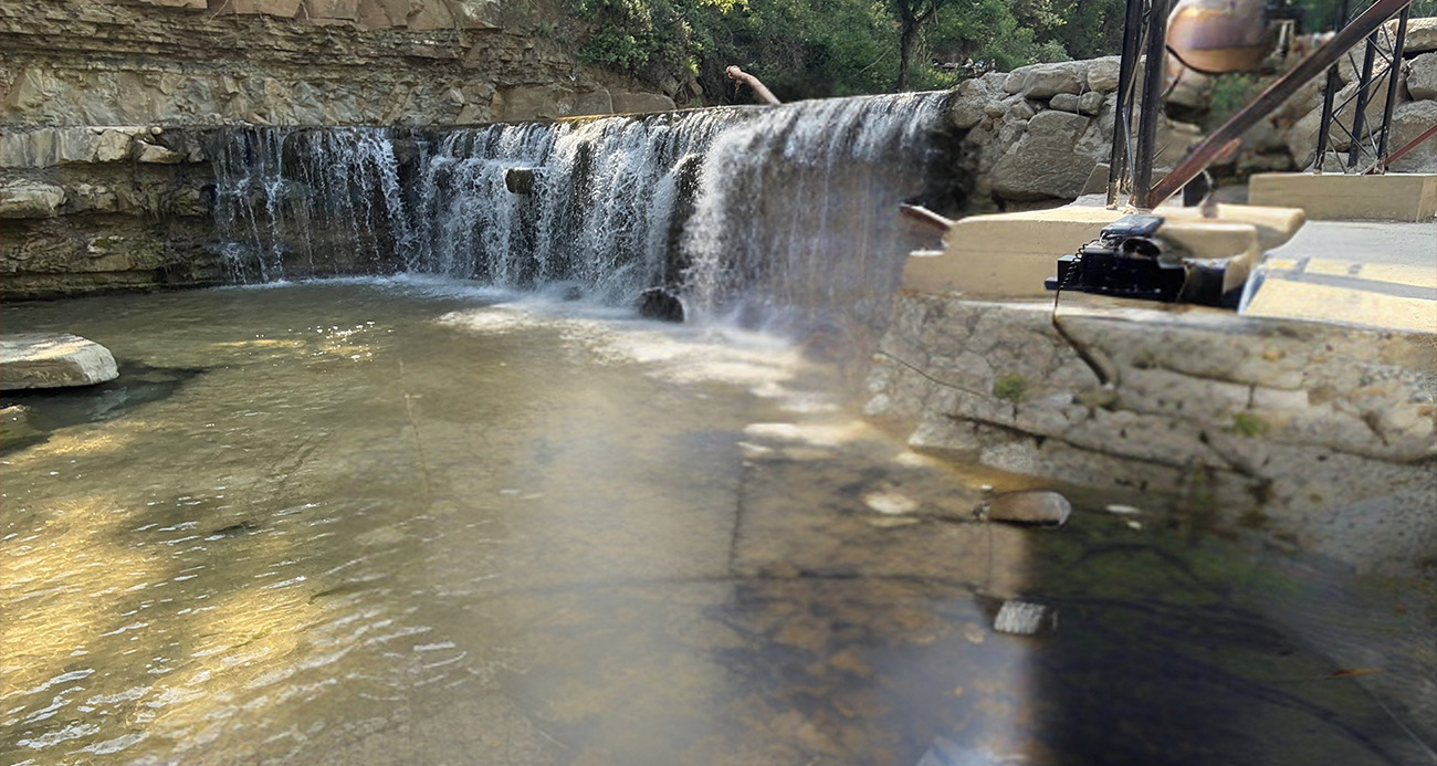 Serinlemek için girdiği parktaki suda hayatını kaybetti