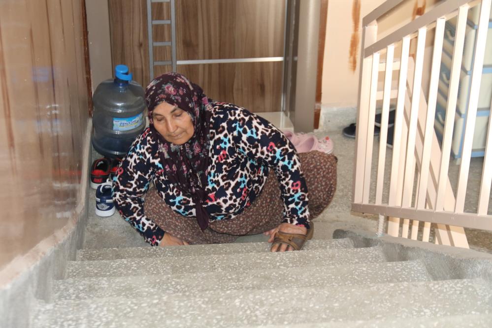 63 yıldır sürünen Hatice teyzenin yürek yakan dramı
