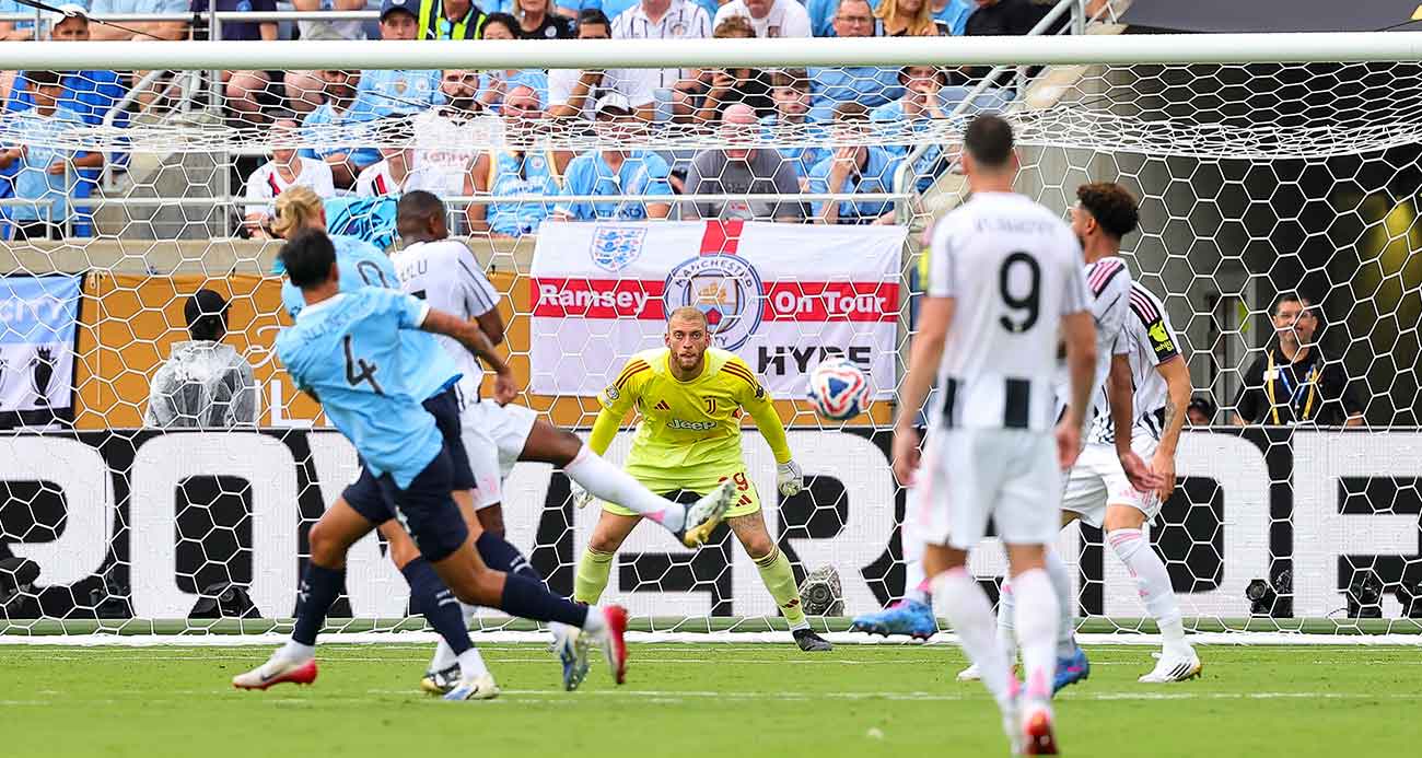 Manchester City, Juventus’u 5-2 yendi ve lider olarak gruptan çıktı