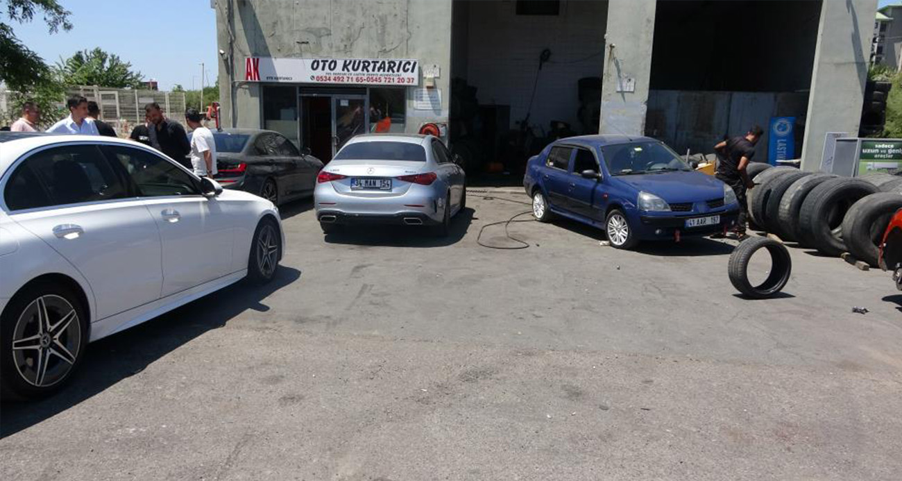 TEM’de yol çalışması tuzağa döndü: Onlarca sürücü soluğu lastikçide aldı