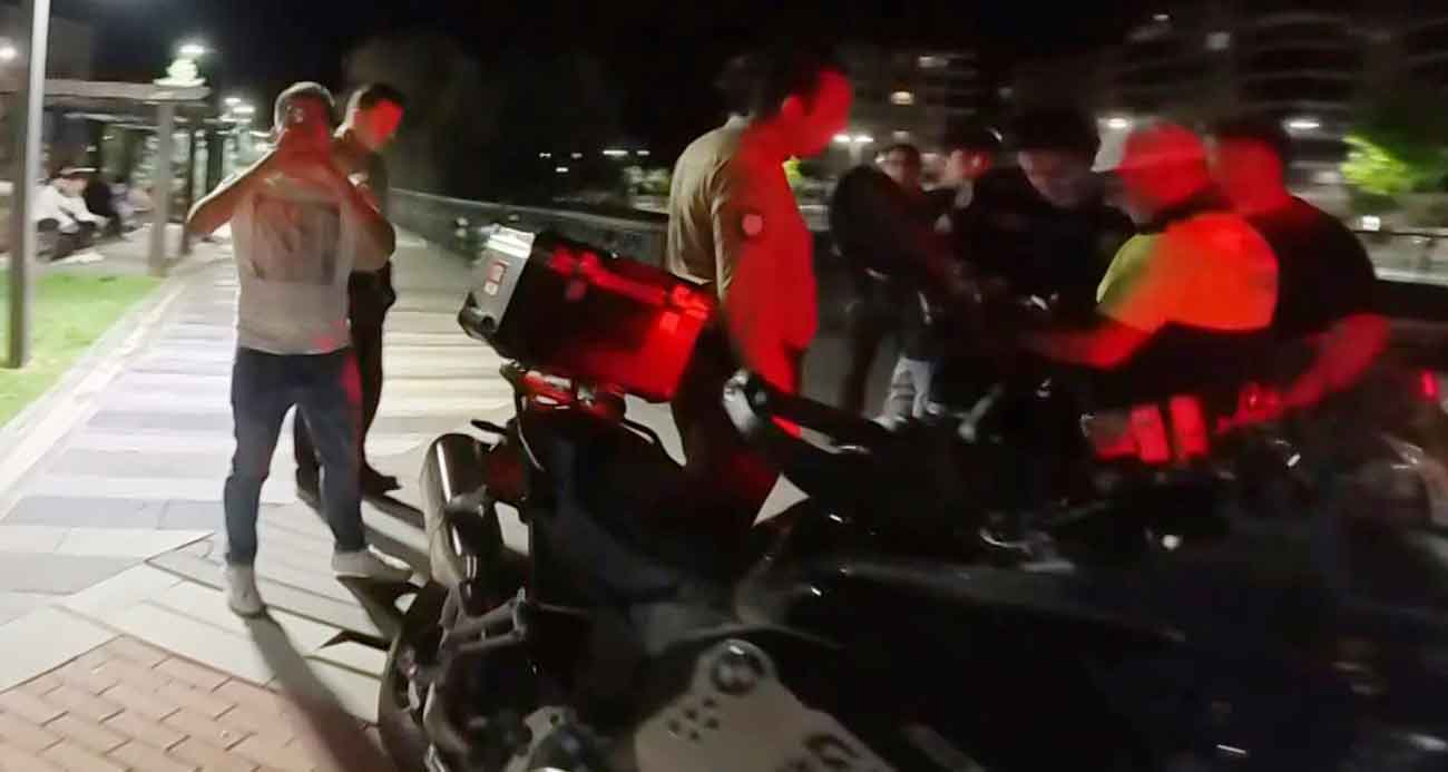 Parkta motosiklet sürdü, polise direnip gazeteci ve bekçilerin görüntüsünü çekti