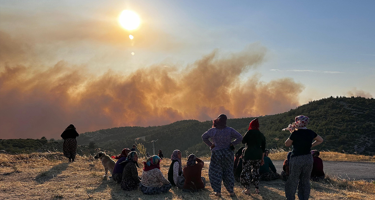 Manisa’daki orman yangını ikinci gününde devam ediyor