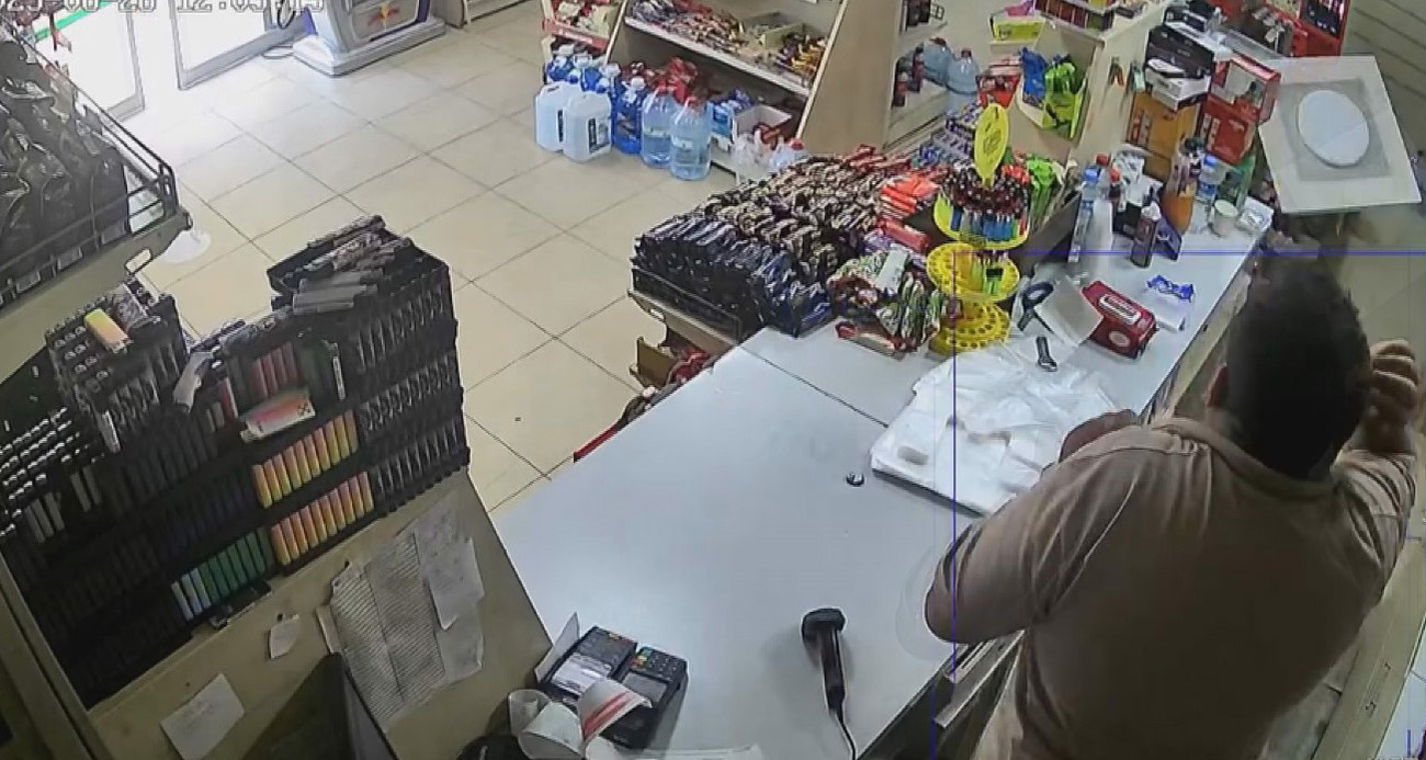 Deprem gibi hissettiren dinamitle patlatma paniğe neden oldu