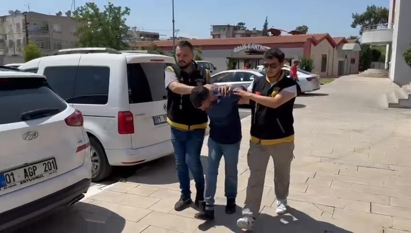 Yankesicilik yaparken önce kameraya sonra polise yakalandı: 